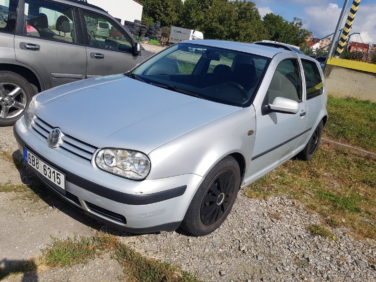 Golf 4