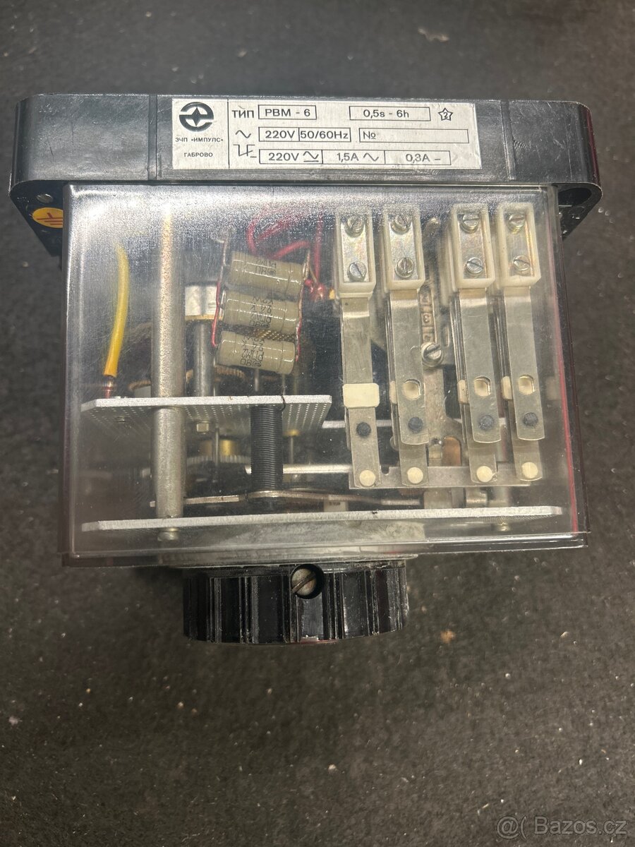 Staré časové spínací relé RVM-6 (PBM-6), 50 / 60 Hz časovač