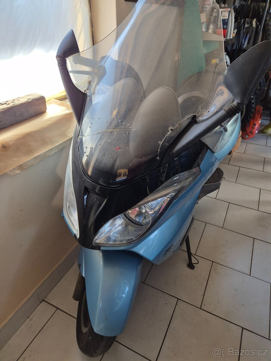 Skútr Aprilia Atlantic 250