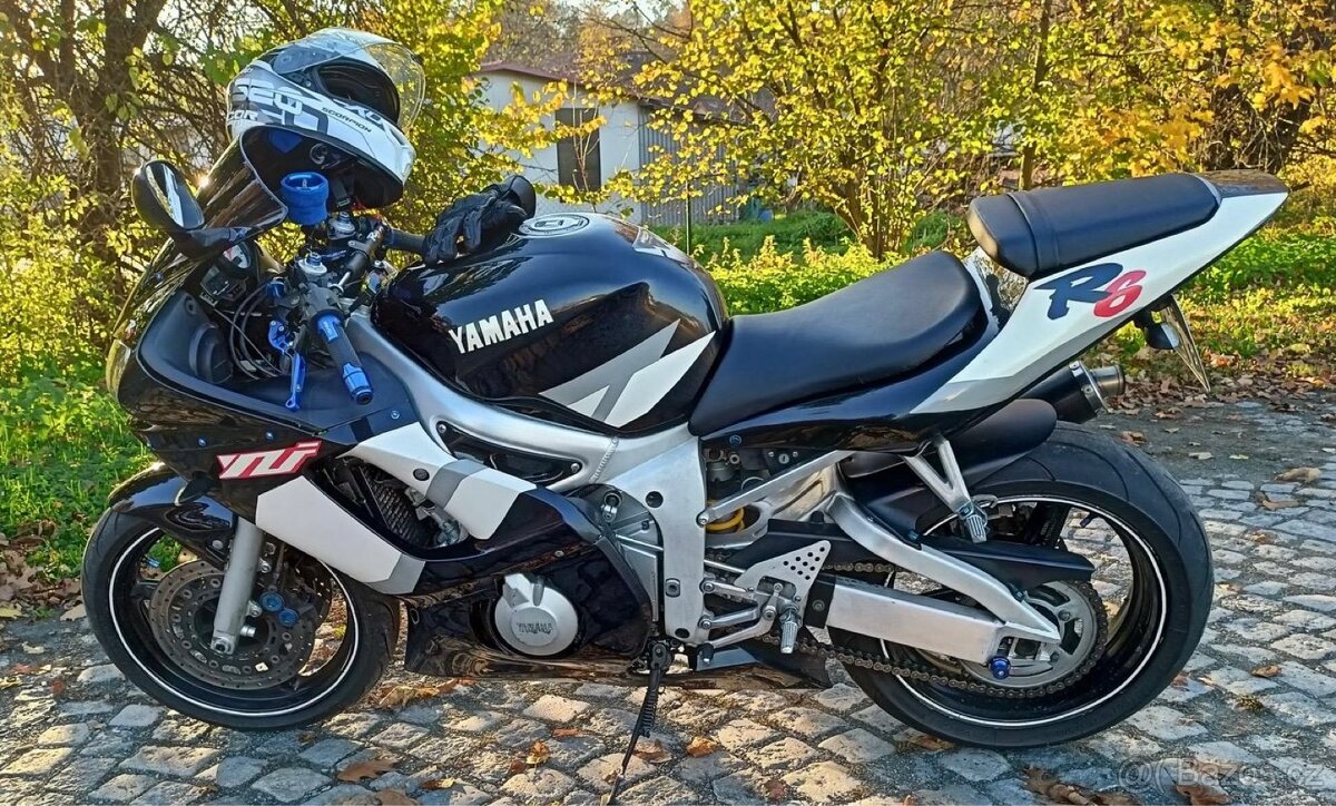 Yamaha R6
