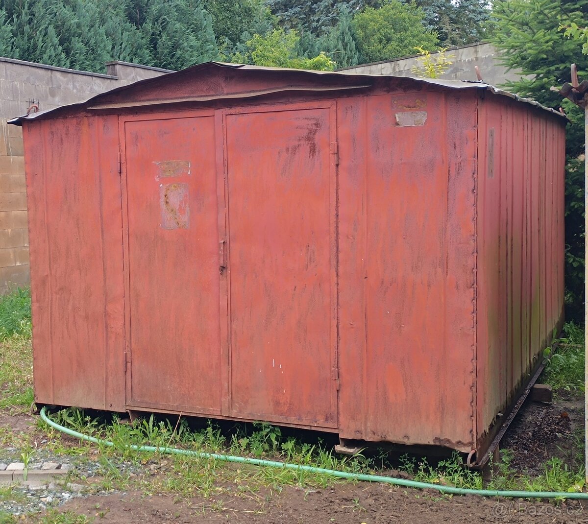 Stavební plechový sklad