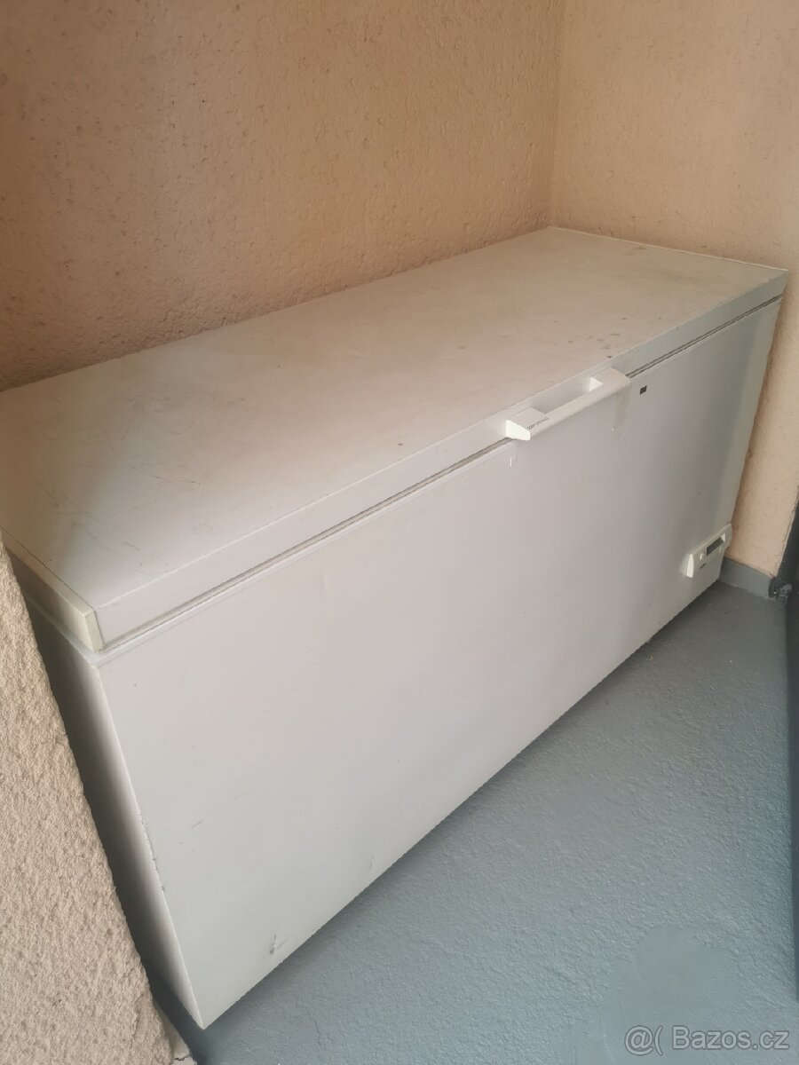 pultový mrazák