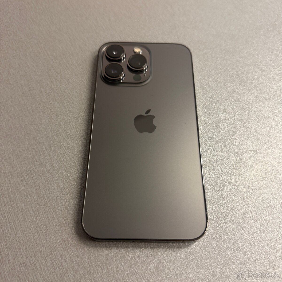 iPhone 13 Pro 256GB graphite, jako nový, rok záruka