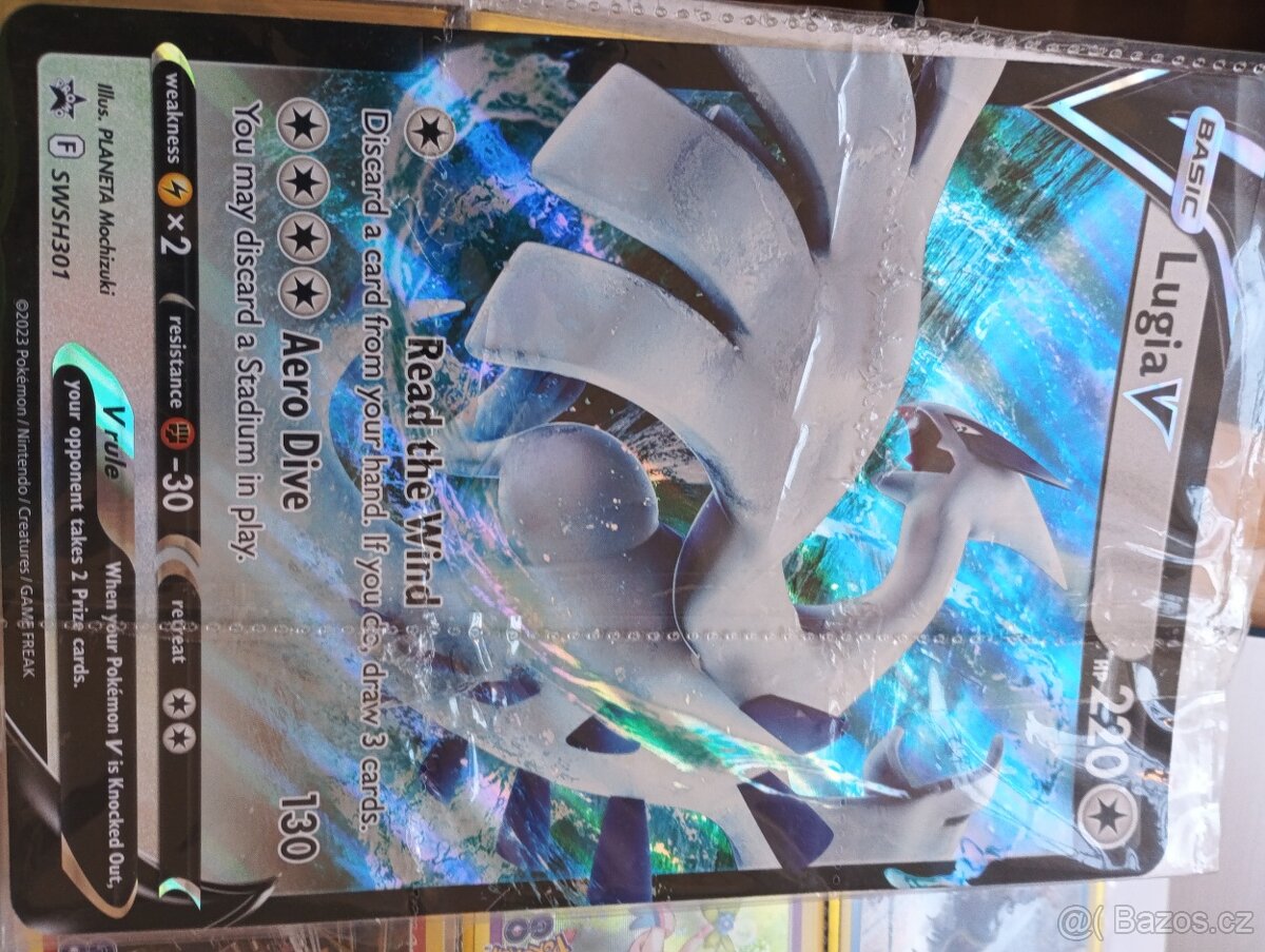 Pokémon album s 6 vzácnými kartami + 150+ dalších – 2 200 Kč