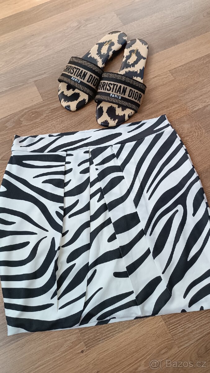 Dámská minisukně, vel S/36