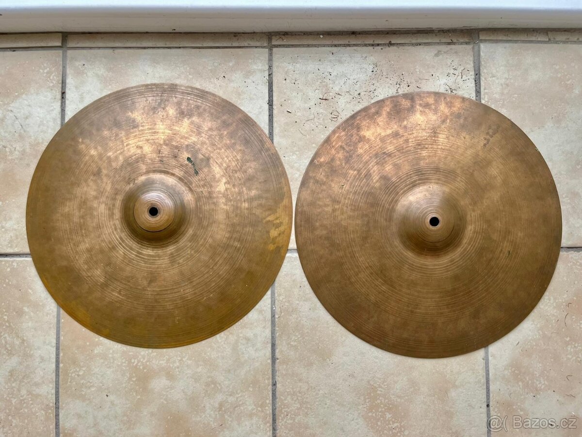 Paiste 2002 hi hat Black label 15"