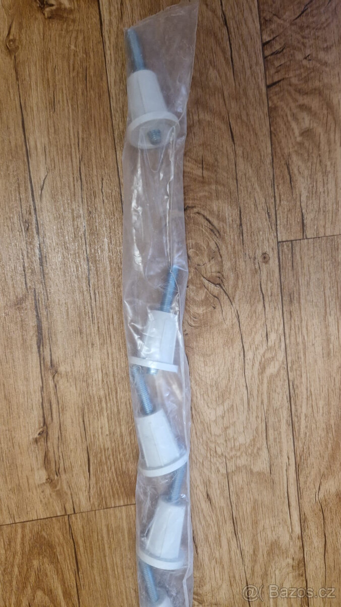 Nové nastavitelné NOŽIČKY pod sprchovou vaničku, 5ks