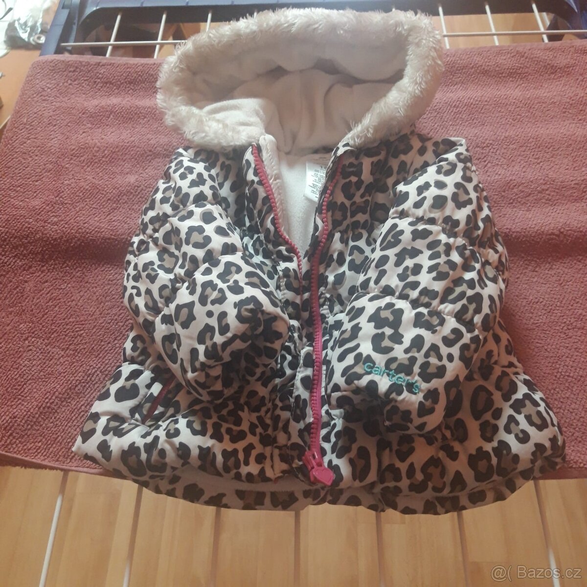 Nová dívčí bunda tygrovaná