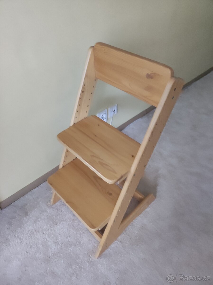 Dětská rostoucí židlička