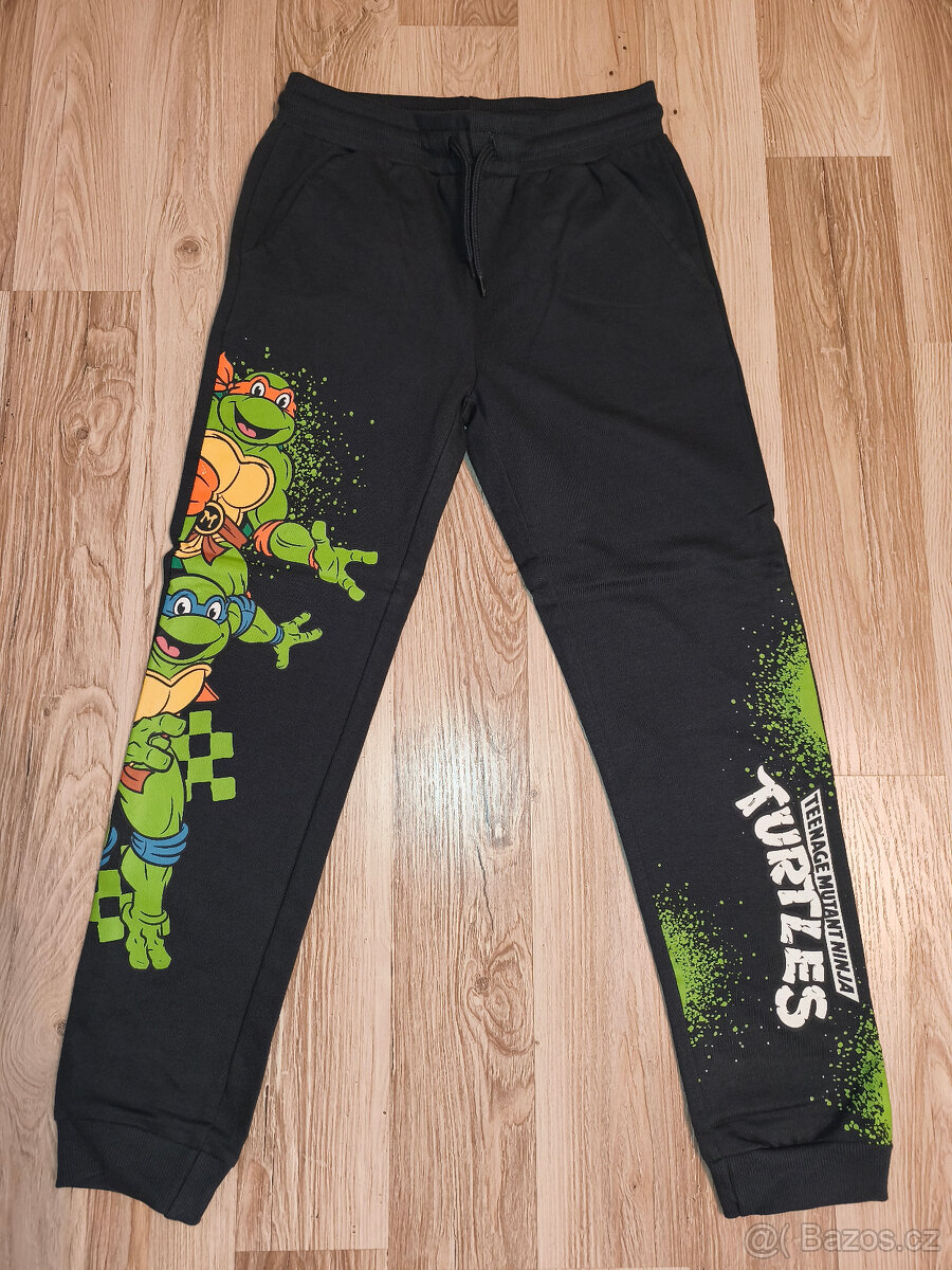 NOVÉ Dětské tepláky Turtles Želvy Ninja - vel. 134