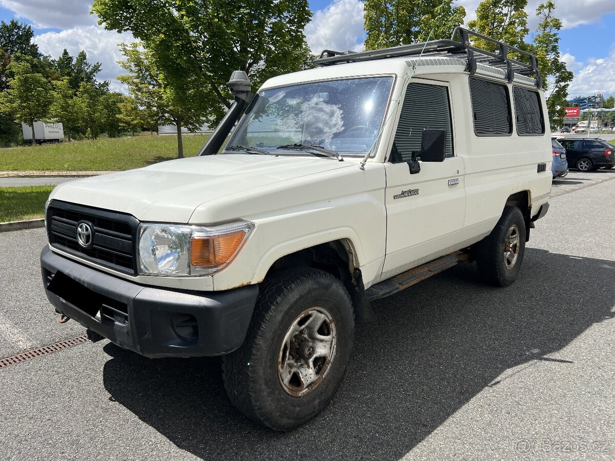 Toyota Landcruiser HZJ 78 - 4.2 D/96 kw, 2009, ARB uzávěry