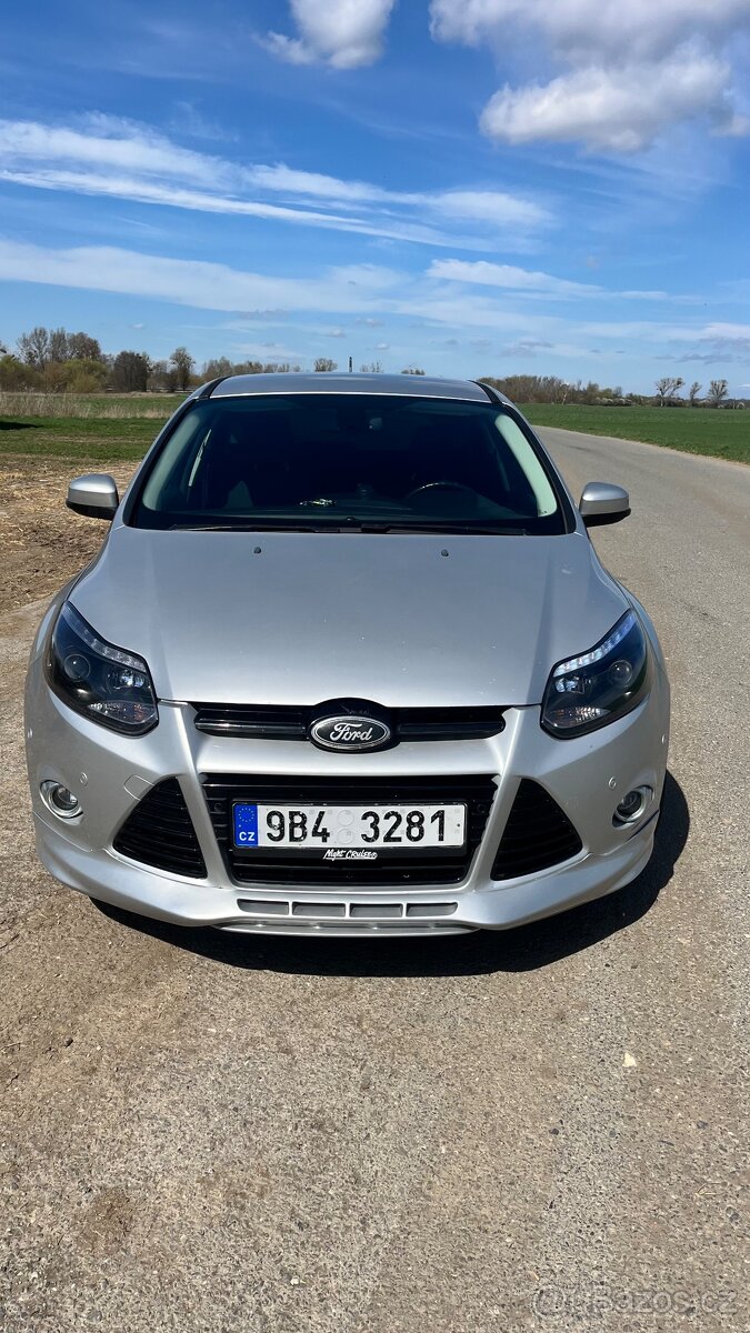 Ford focus 3 hatchback