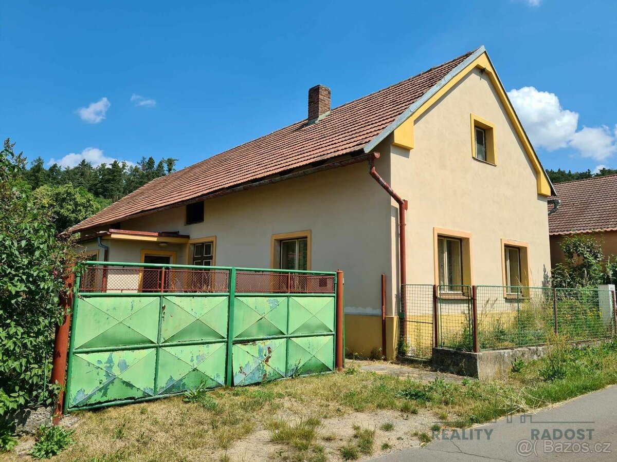 Prodej rodinného domu Semteš, 1050 m2