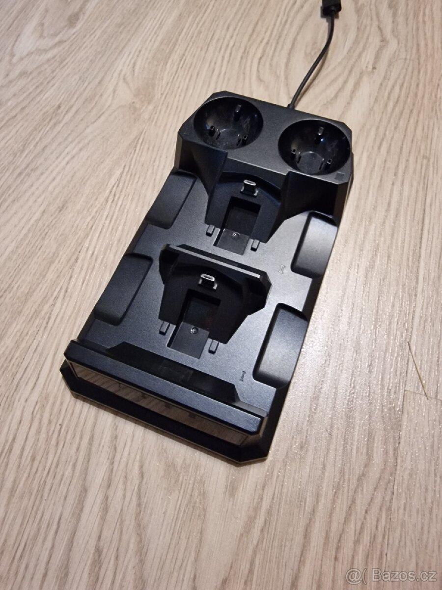 PS4 - nabíjecí stojan ovladačů