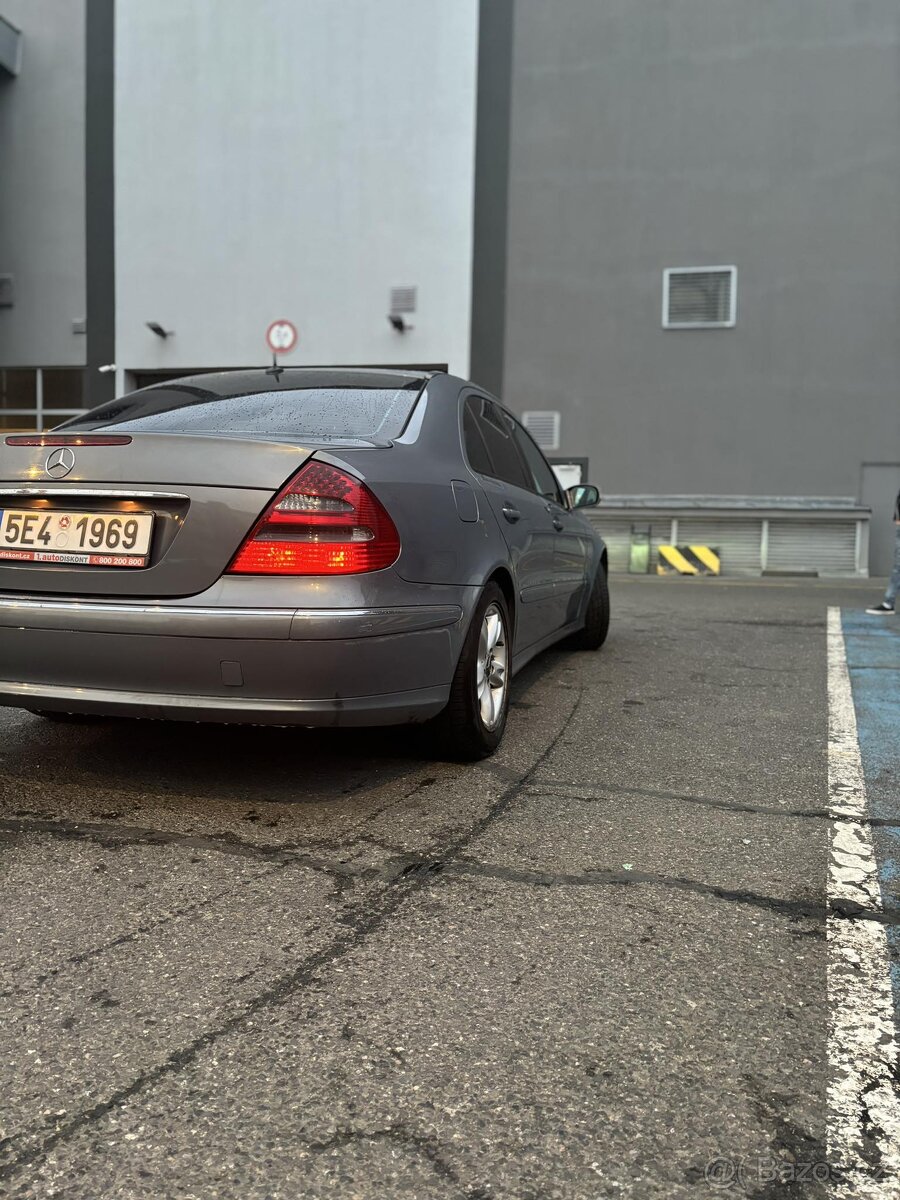 Mercedes-Benz e220 cdi