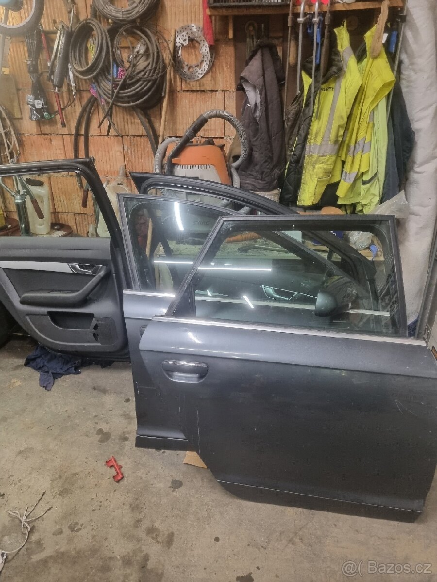 Dveře a6 4f barva lz7s