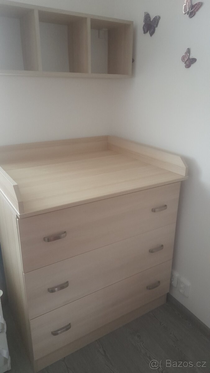 Přebalovací pult