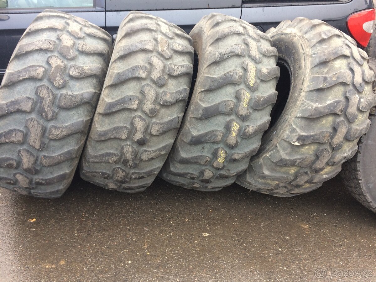 DUNLOP 405/70/20 405/70r20 r20 405 70 20 nakladač