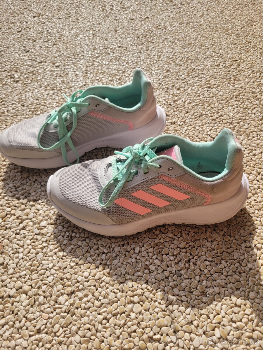 Sportovní boty Adidas vel.36
