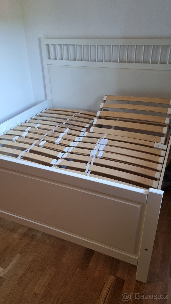 Postel 180x200 Ikea bila