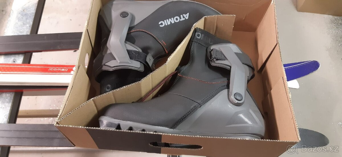 Boty na běžky Atomic PRO CS