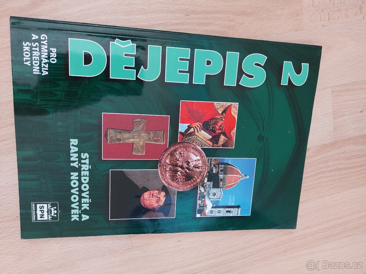 Učebnice na literaturu a dějepis (více kusů v inzerátu)