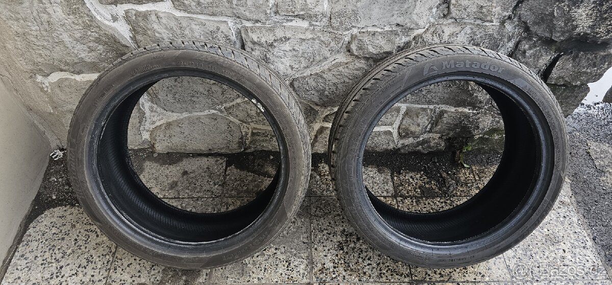 Letní pneu 225/45R18