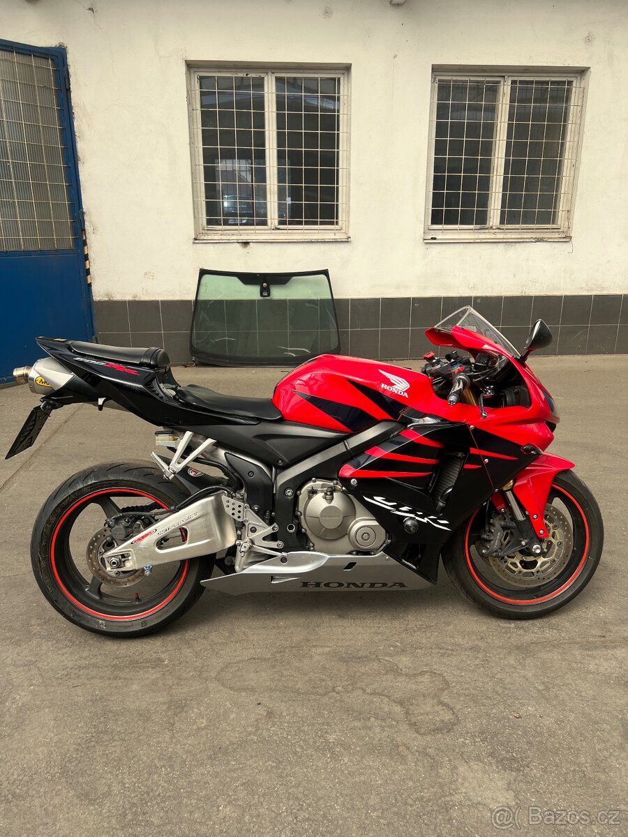 HONDA CBR 600 RR