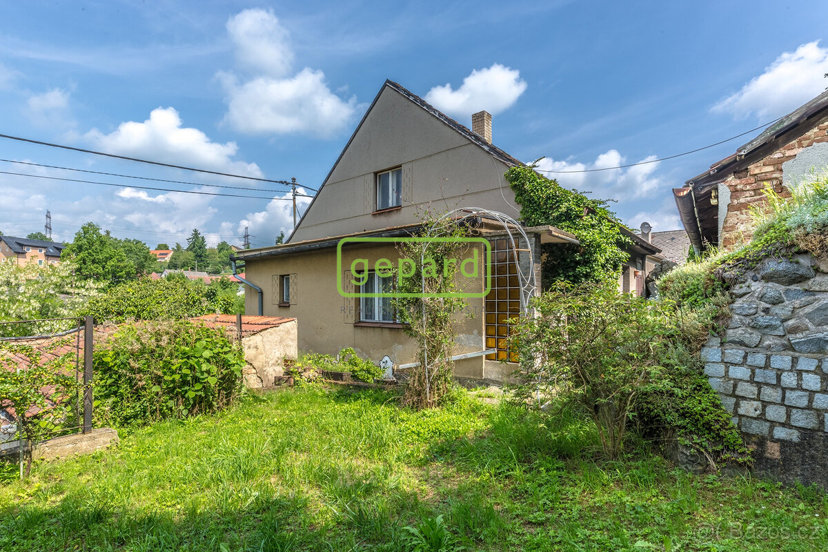 RD 3+1+půda, pozemek 1095 m2, krásný výhled a příroda, Nový 