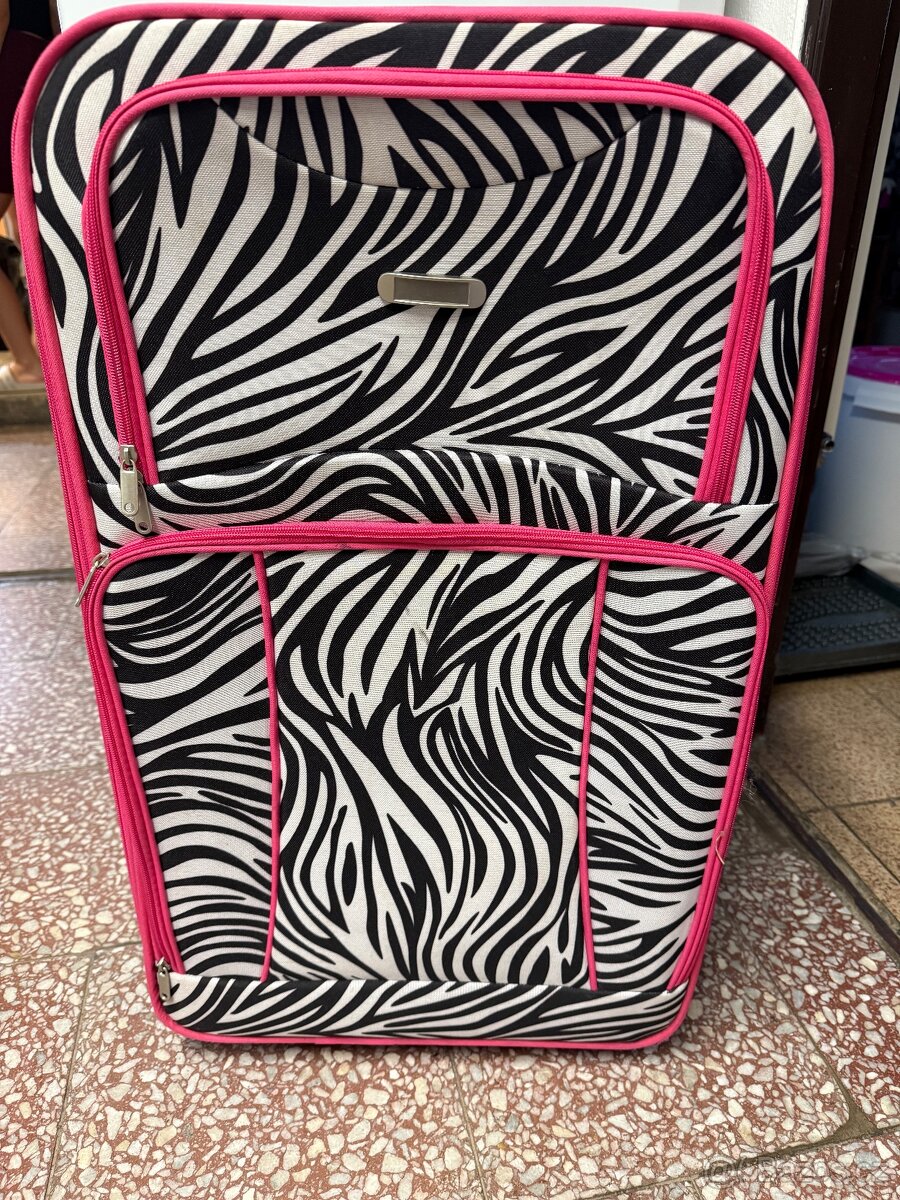 Prodám cestovní kufr