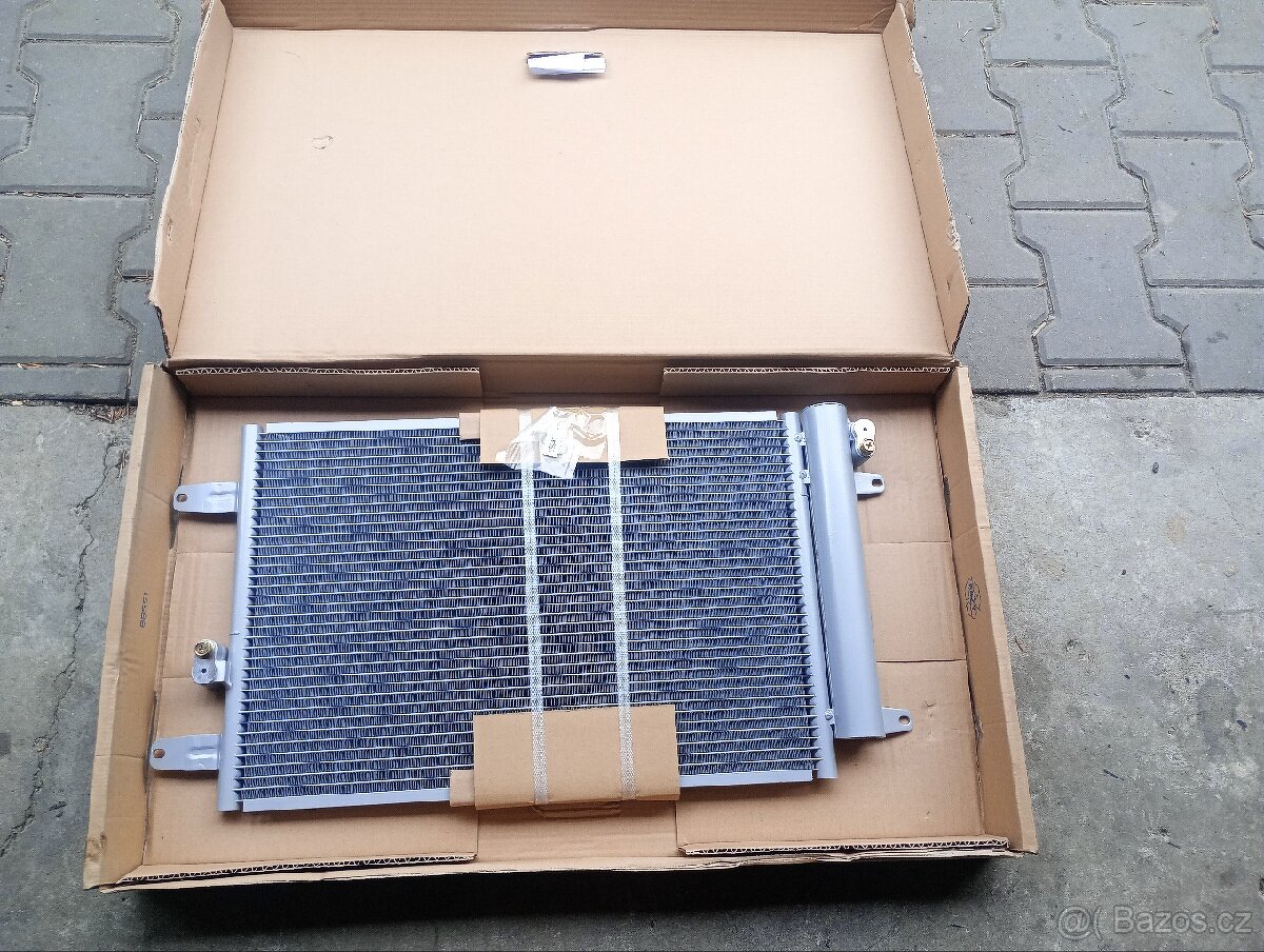 Chladič Sharan Nissens nový