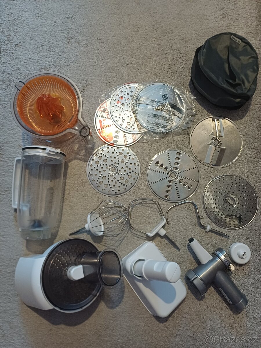 Příslušenství k robotu Bosch MUM 5xxx