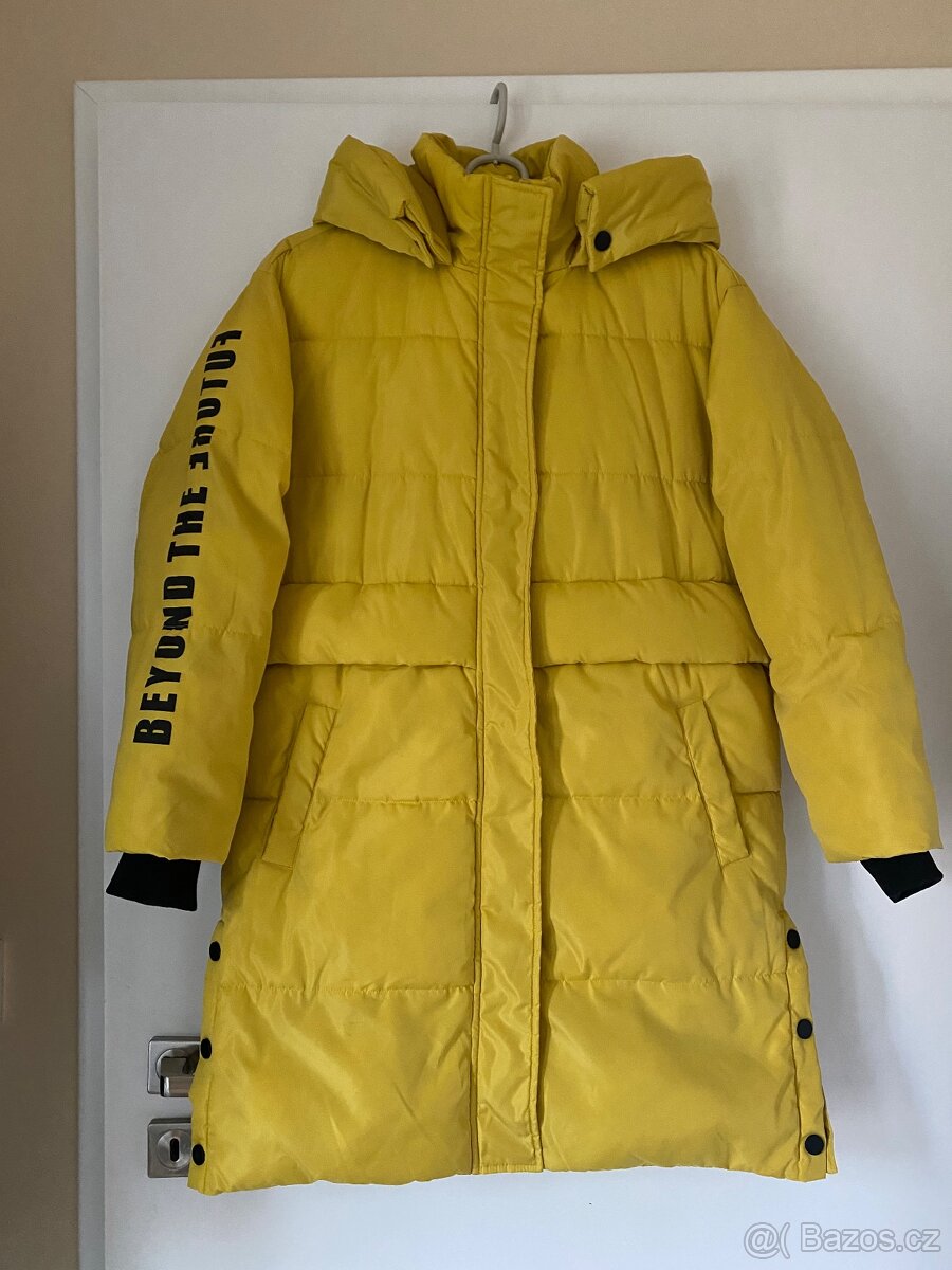 Dívčí zimní bunda Reserved vel.152