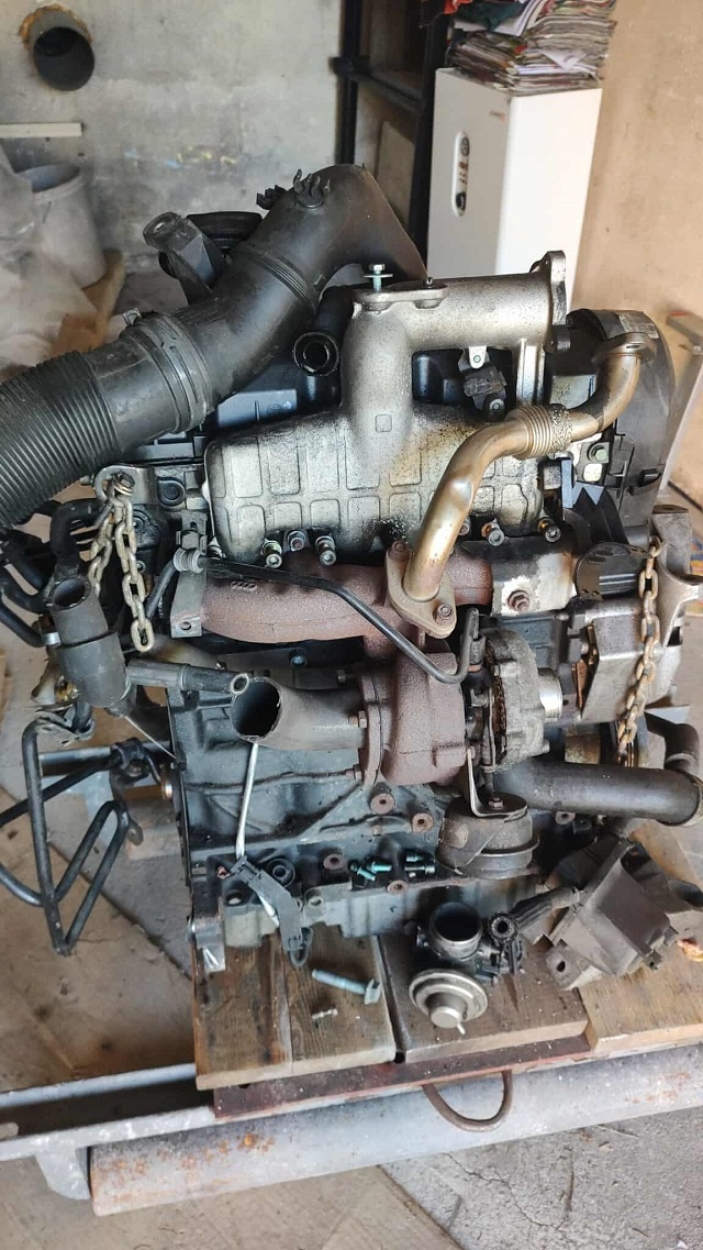 Náhr. díl z motoru 1.9 TDI PD,blok bez vstřikovačů