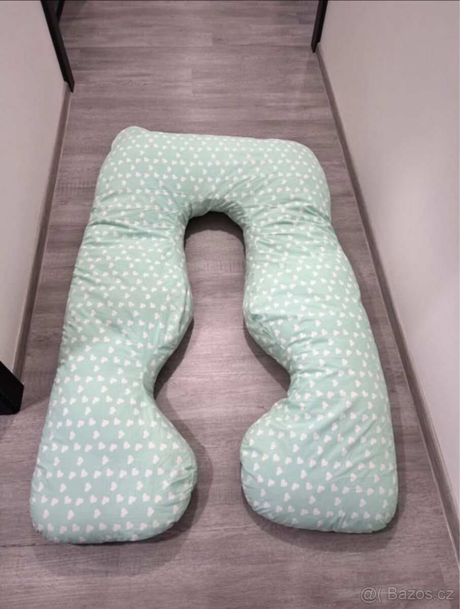Těhotenský (kojící) polštář