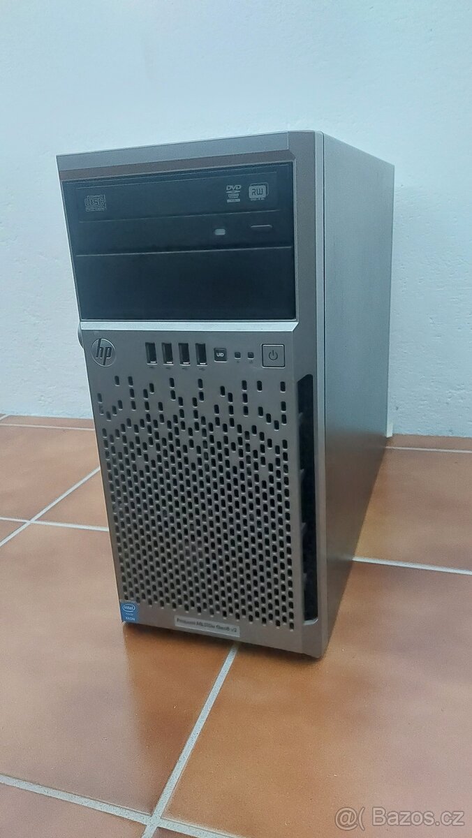 HP ML310e G8