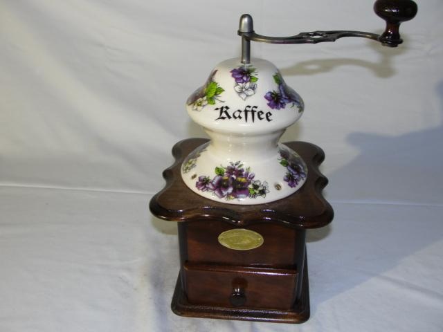 Porcelánový, velký, stolní, mlýnek na kávu - květiny 1