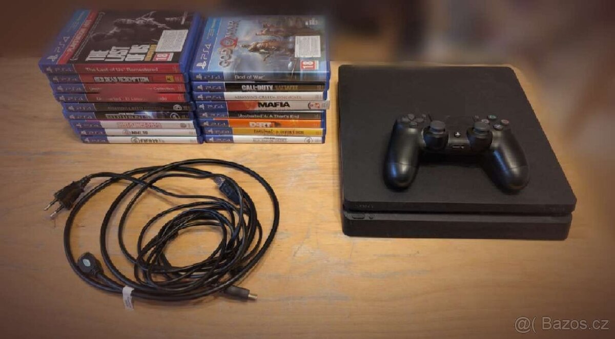 prodám PlayStation 4 Slim + 17 her PS4