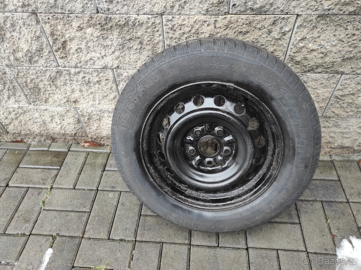Zimní kola Auris 5x 114,3 195/65R15