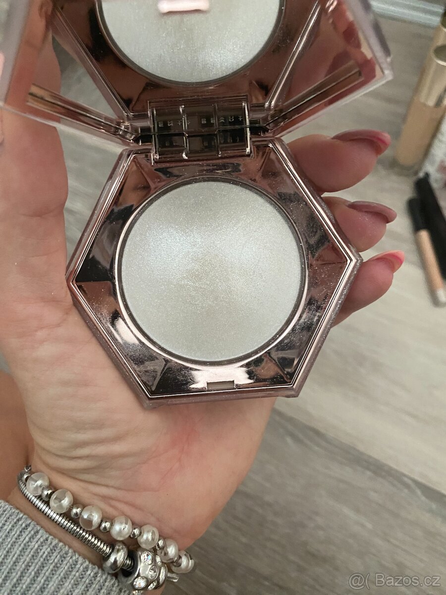 Fenty beauty DIAMOND BOMB - PC 1000 KČ