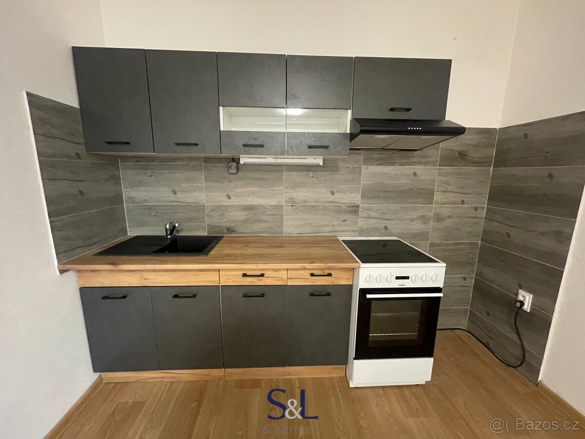 Pronájem bytu 3+1 74 m², ulice Jáchymovská ,Česká Lípa