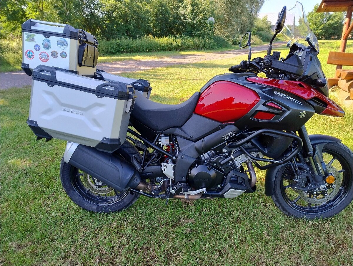 Suzuki DL 1000 V-Strom SLEVA 25tis.