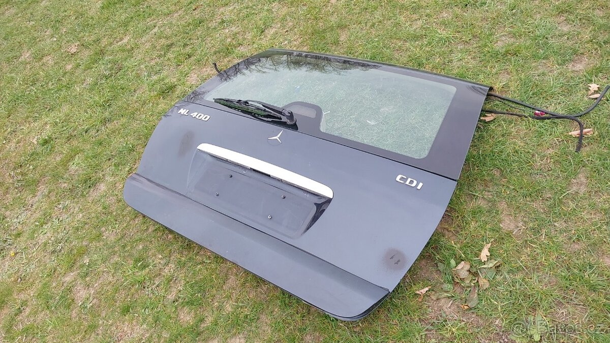 Mercedes ML - Dveře kufru černé