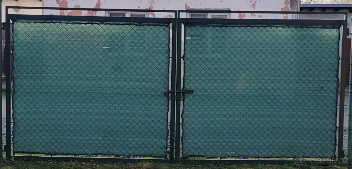dvoukřídlá brána rozměr 2,2 x 2 m