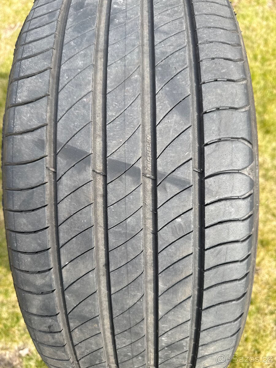 Pneumatiky 235/50 R 19 Michelin primacy 4