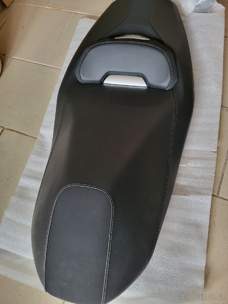 Yamaha X-max 300 nepoužité sedlo