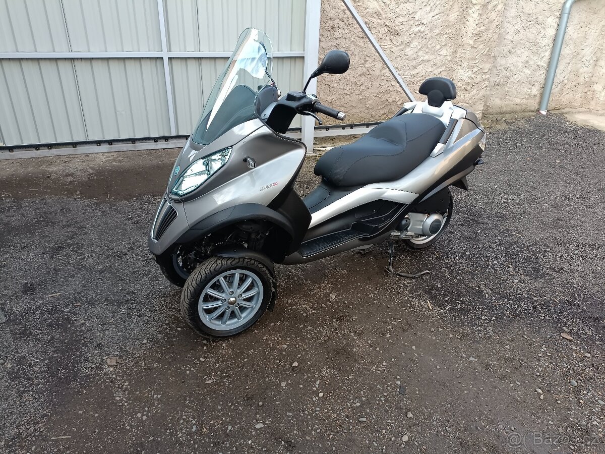 Piaggio mp3 250 LT CZ doklady v ceně