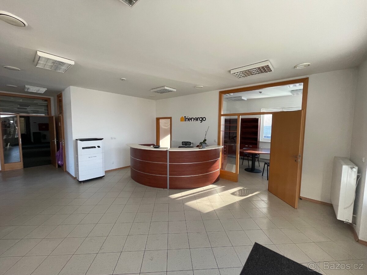 Areál v blízkosti Brna 3000 m2
