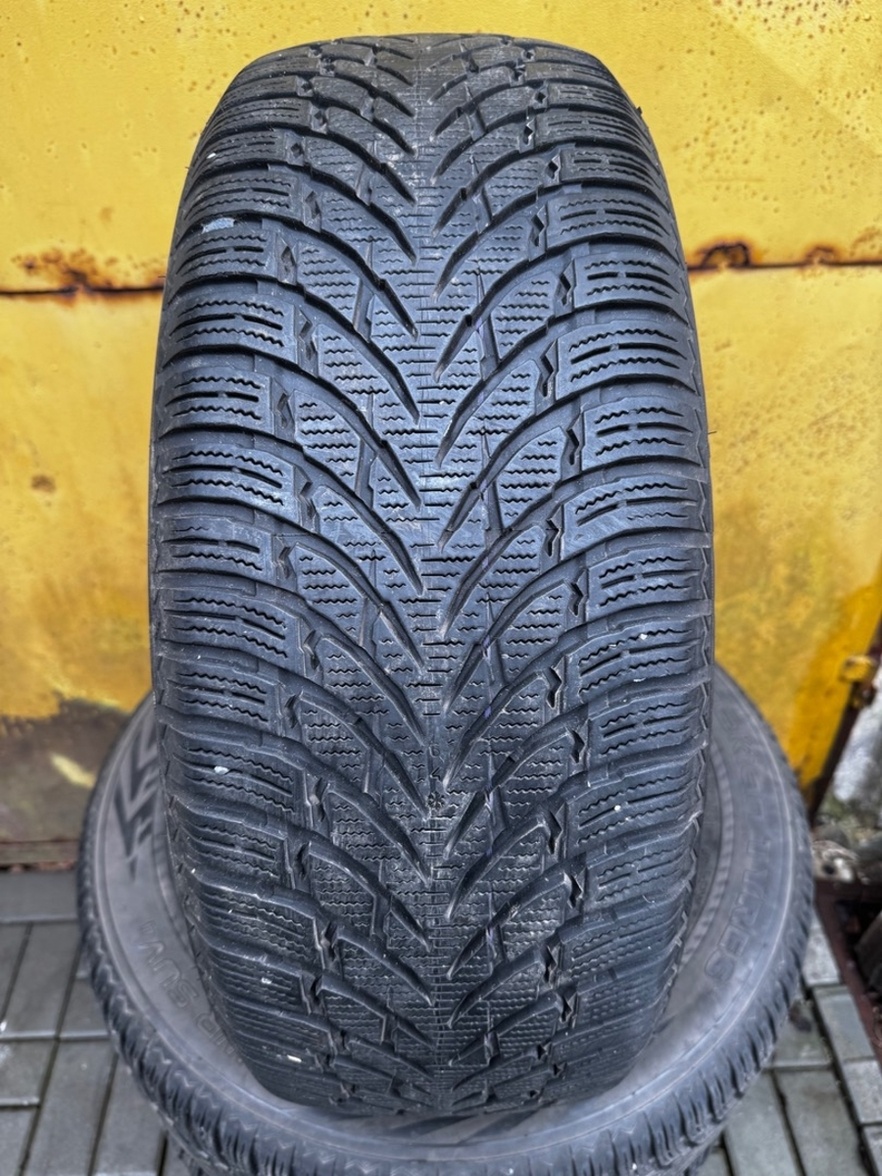 Zimní pneumatiky Nokian 235/60/18