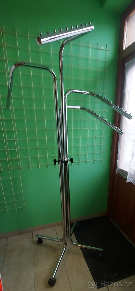 Stojan štendr 4ramenný